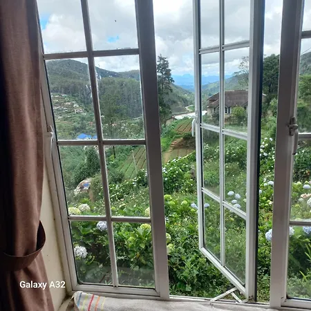Villa Foliage Nuwara Eliya