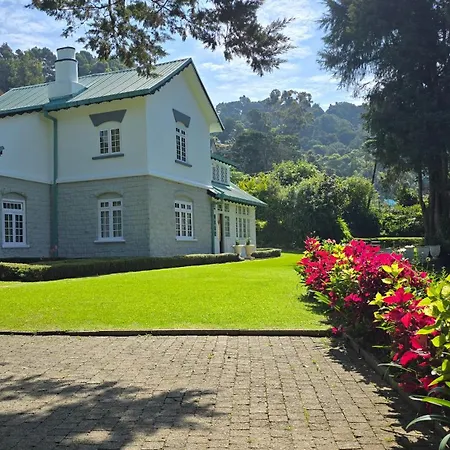Villa Brockenhurst *