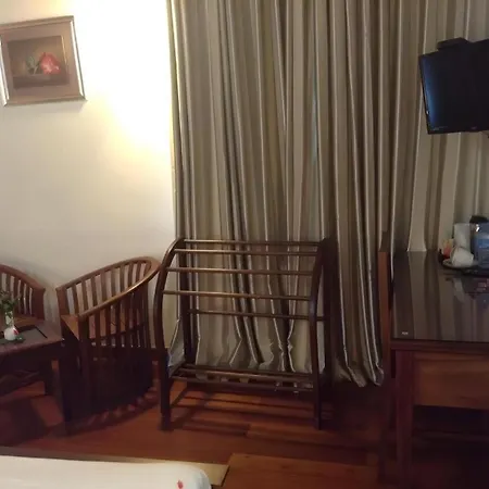 Daffodils Hotel Nuwara Eliya
