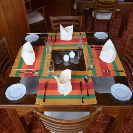 Daffodils Hotel 4*