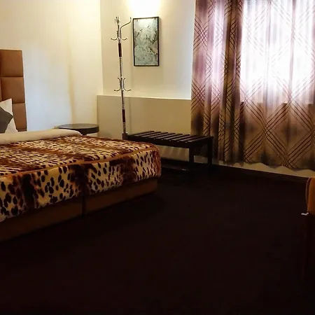 Hotel Drizzle Ridge Nuwara Eliya