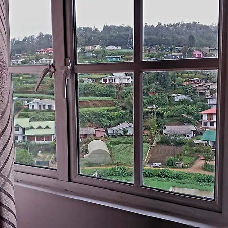 Drizzle Ridge Hotel 4*