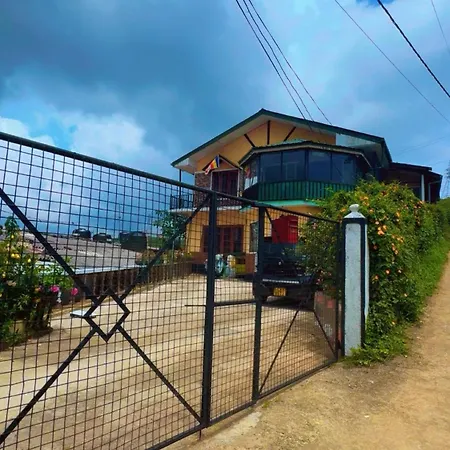 The Warmly Nest Guest house Nuwara Eliya