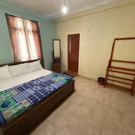 Guest house Mist - With Attached Bathrooms Nuwara Eliya