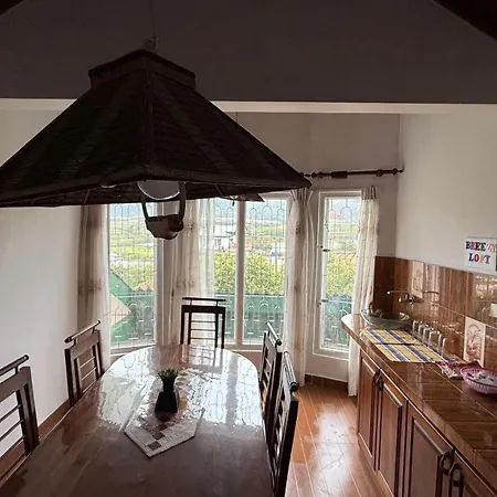 Breezy Loft - *
