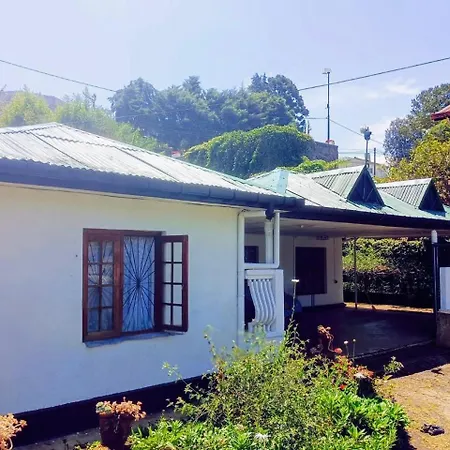 Ann Field Homestay
