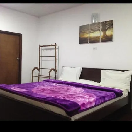 Homestay Nuwara Eliya Homestay *