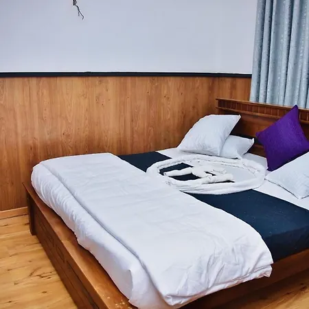 Hotel Forest Edge *