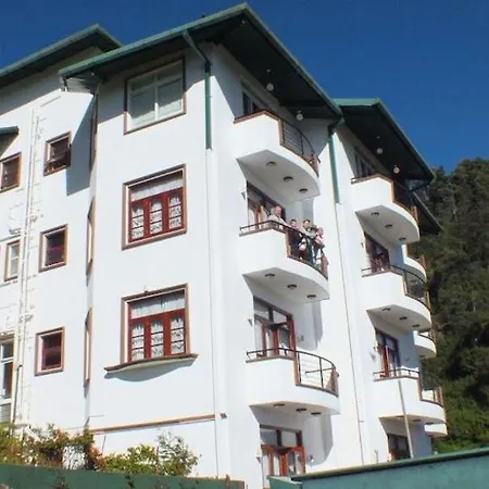 Ashley Hotel 3*