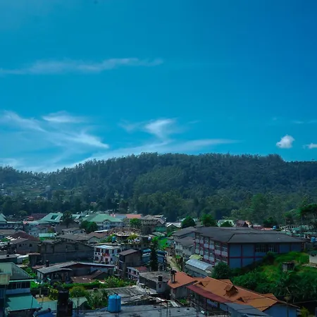 Mountain Breeze Cool Apartment Nuwara Eliya
