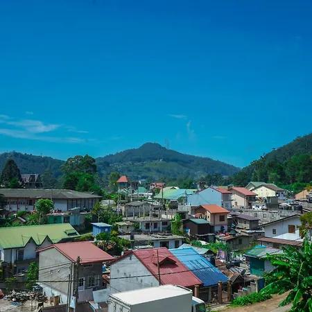 Mountain Breeze Cool Apartment