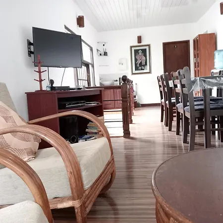 Nuwara Eliya Homestay * Nuwara Eliya