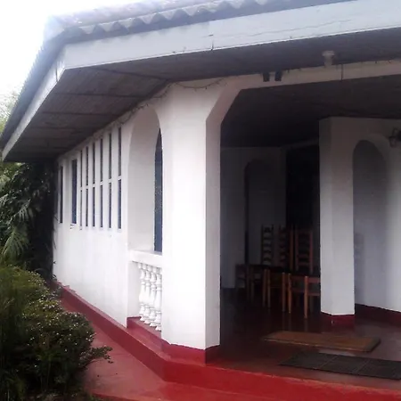 St. Andrews Hostel * Nuwara Eliya