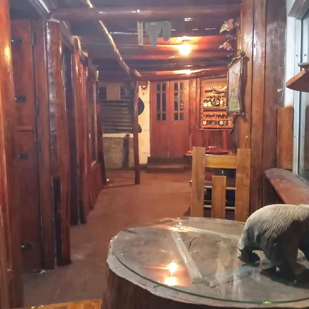 The Paulwood Caban & Cafe Timeless Brew Guest house Nuwara Eliya