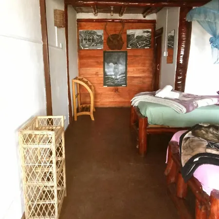 The Paulwood Caban & Cafe Timeless Brew Guest house *