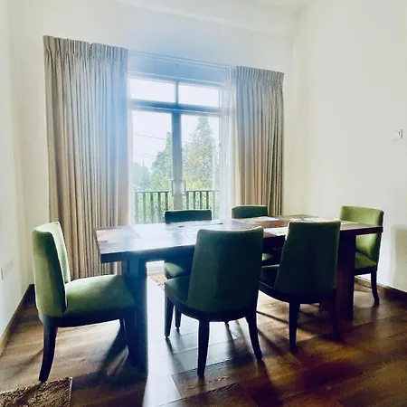 The - Cr7 - Manchester Grand * Nuwara Eliya