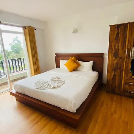 Nuwaraeliya Penthouse With Pool & Panaromic Views * Nuwara Eliya