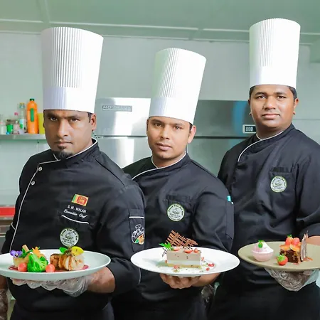 Golf Club Nuwara Eliya