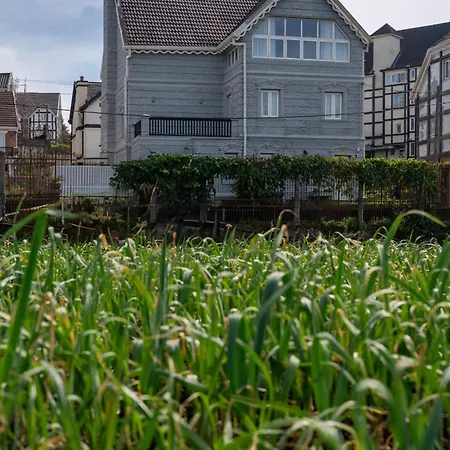 Croft Hotel