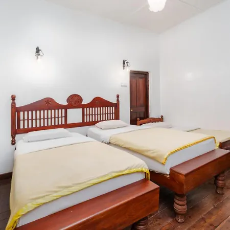 Guest house Oak Ray Golf Nuwara Eliya