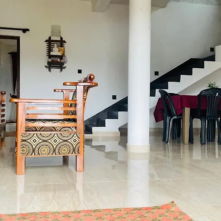 Gregory * Nuwara Eliya