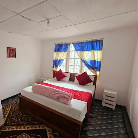 Hostel Chez Rooftop Nuwara Eliya