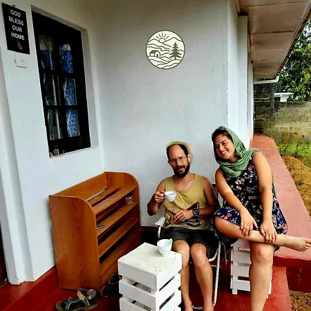 Hostel Chez Rooftop Nuwara Eliya