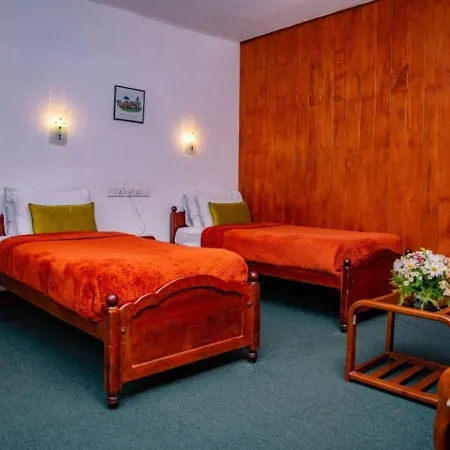 Golf Club Hotel
