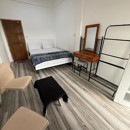 Shiny Cot Full Villa