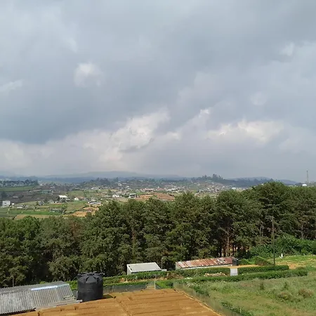 Nipuni Sky Holidays Holiday home Nuwara Eliya