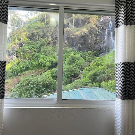 Crimple Hotel Nuwara Eliya