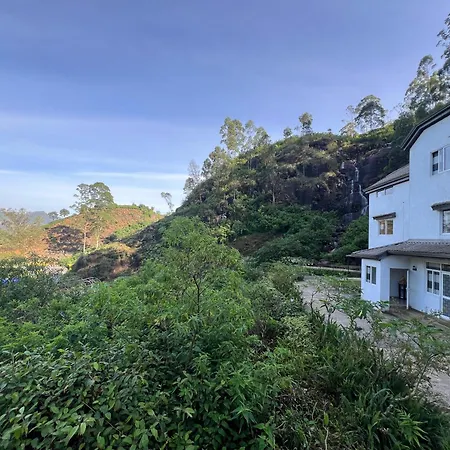 Hotel Crimple Nuwara Eliya