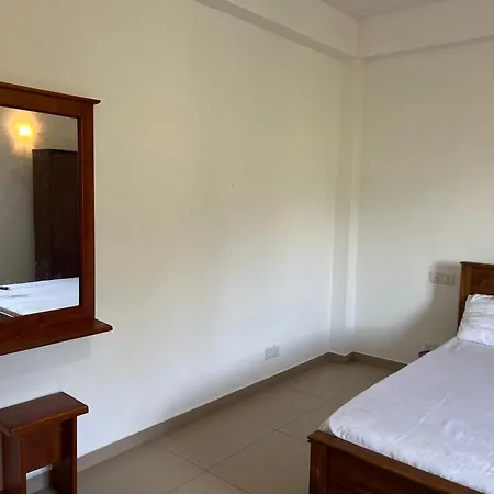 Hotel Crimple Nuwara Eliya