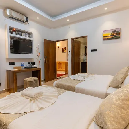 Twin Red - Luxury With Mountain View *