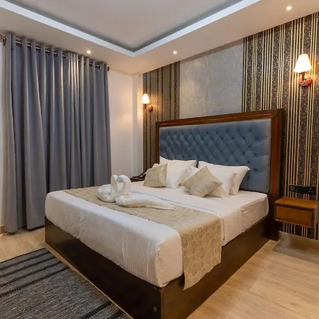 Hotel Twin Red - Luxury With Mountain View Nuwara Eliya