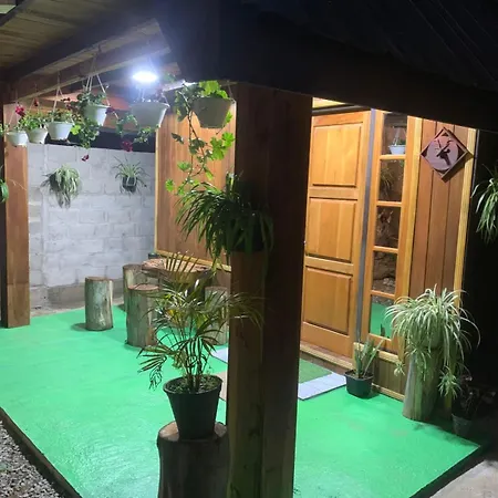 20/20 Wood Homestay *