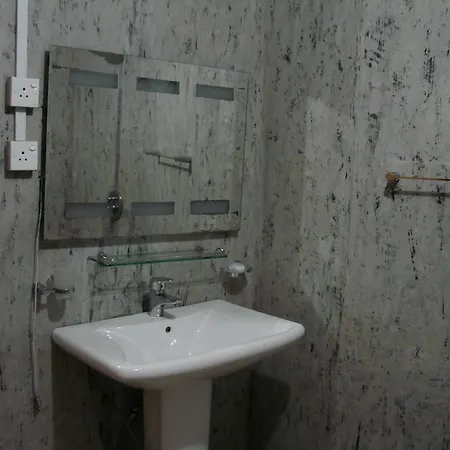 Bed & Breakfast Sriya Paya