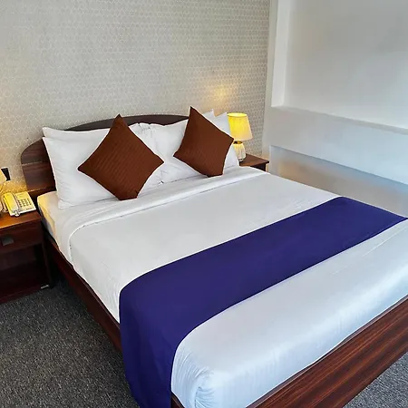 Summer Bliss Hotel *