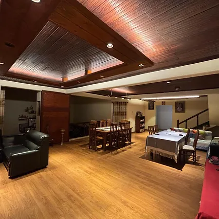 Homestay Selis Manor