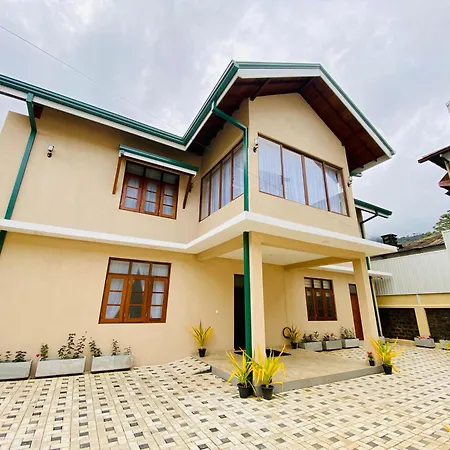 Collingwood Queen - Boutique Bed & Breakfast