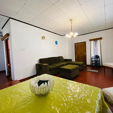 Camellia Hills Holiday home