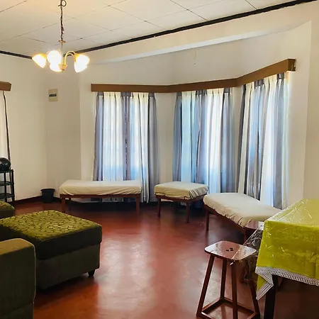 Camellia Hills Holiday home