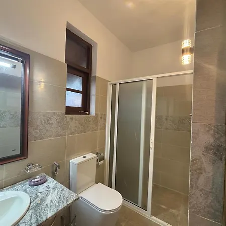 Bed & Breakfast Collingwood Queen - Boutique *