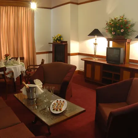 Hotel The Grand - Heritage Grand