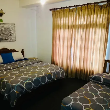New Royal Mount Homestay Nuwara Eliya