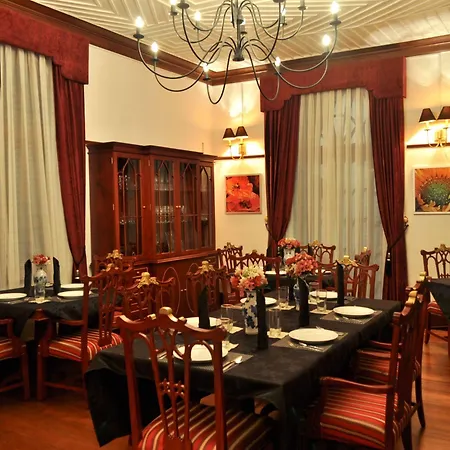 Royal Cocoon - Nuwara Eliya