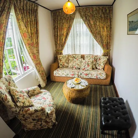 Hotel Glendower 4*