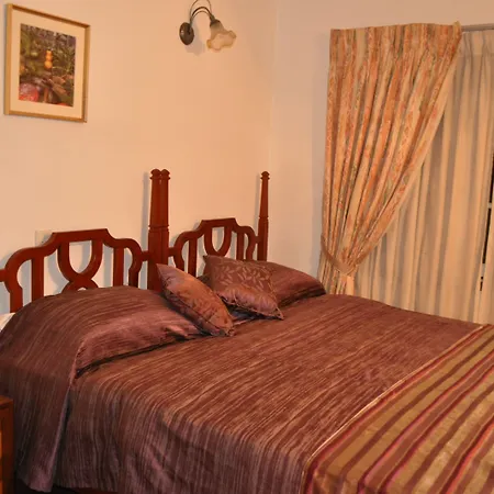 Cocoon Hills Guest house