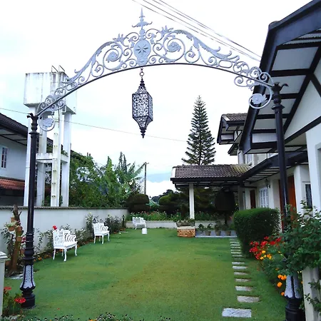 Cocoon Hills Guest house