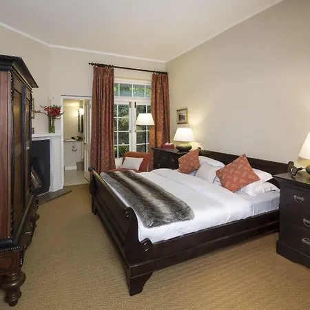 Hill Rise Luxury & Stables By Edwards Collection -